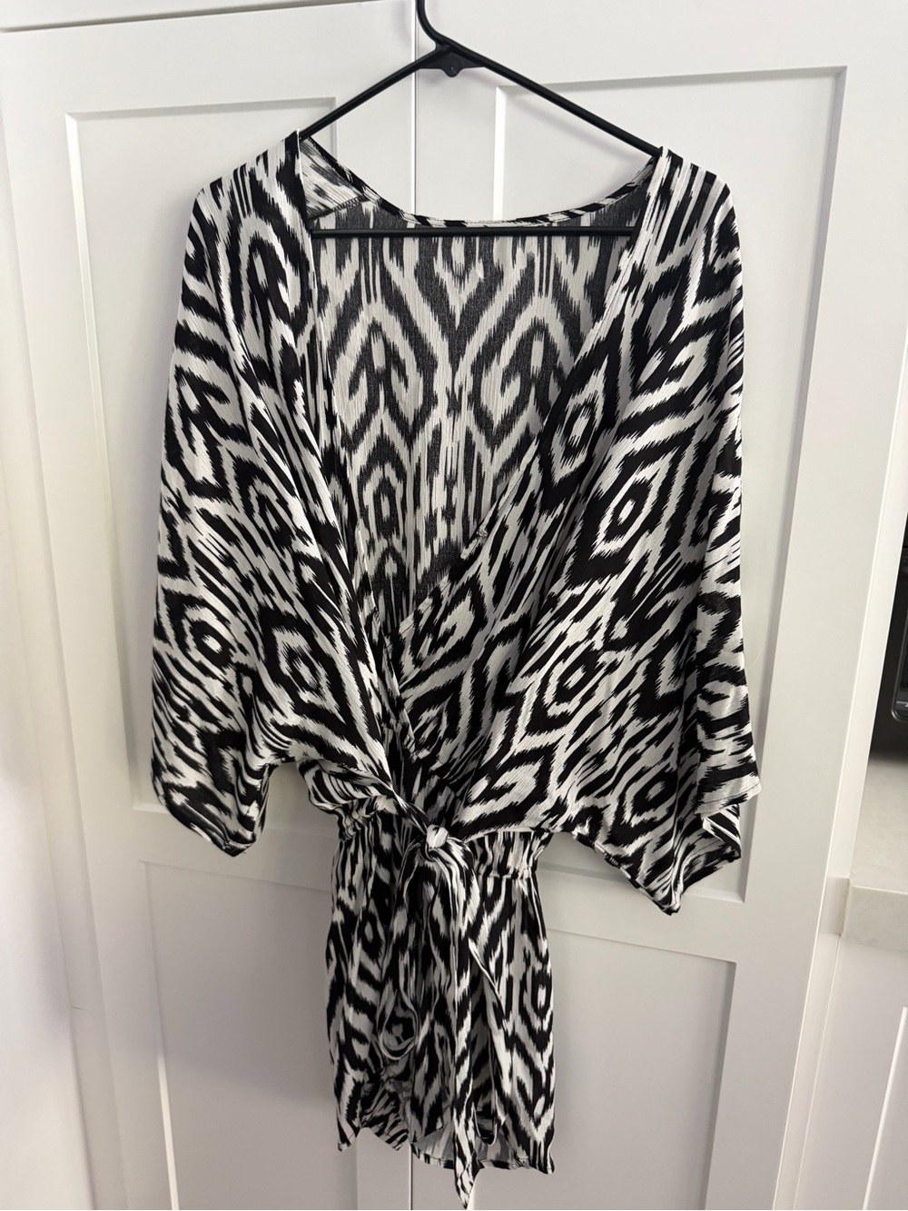 Black & White Ikat Wrap Romper Size Medium